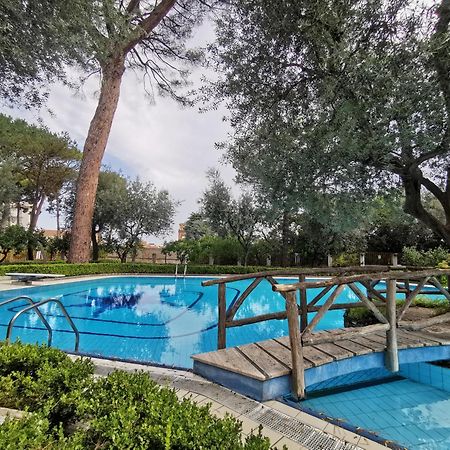 Casa Mar - Elegant Apartment With Pool And Panoramic Terrace In The Heart Of Sorrento Exterior photo