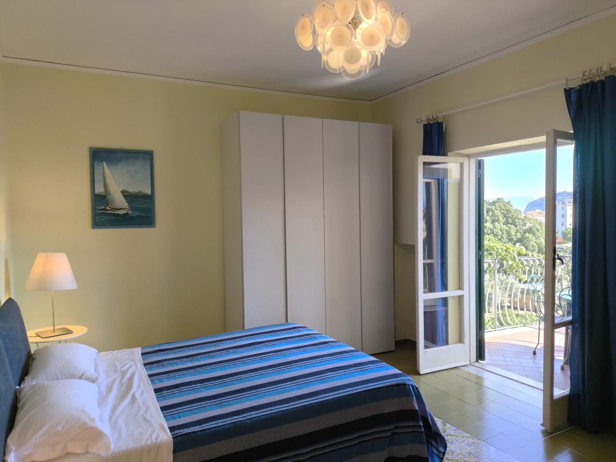 Casa Mar - Elegant Apartment With Pool And Panoramic Terrace In The Heart Of Sorrento Exterior photo